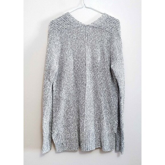 Hollister Womens Gray 3 Button Cardigan Sweater with Pockets Size Medium - Picture 3 of 3